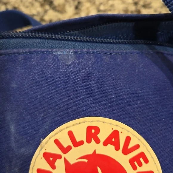 FJALL RAVEN KANKAN MINI BACKPACK IN COBALT BLUE. FLAWED... - Picture 16 of 16